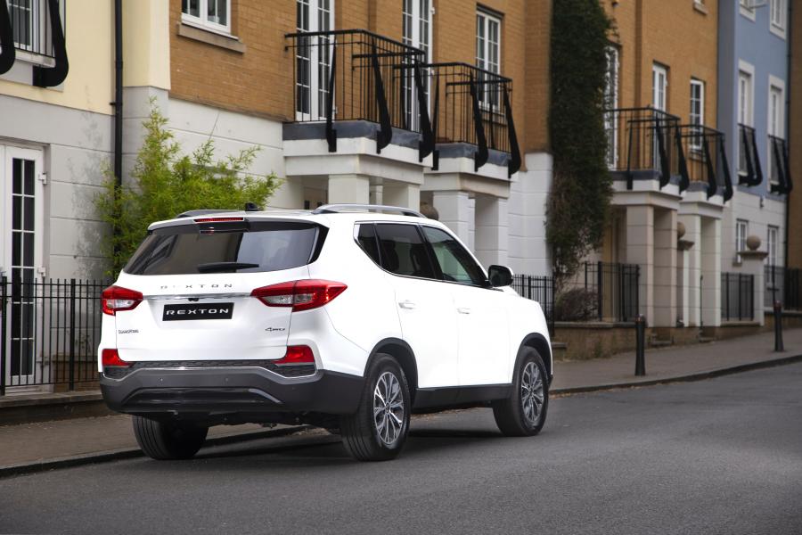  SsangYong Rexton ICE (Y400) 2019 года  (UK) (фото 25 из 26)